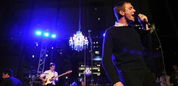 Hamilton Leithauser durante show do The Walkmen no evento For The Armory Show 2010, no Museu de Arte Moderna, em Nova York (03/03/2010) - Getty Images