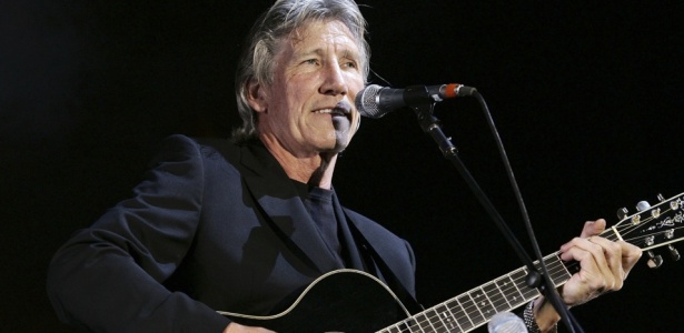 Roger Waters durante show de sua turnê "Dark Side Of The Moon Tour" no Members Equity Stadium, em Perth, na Austrália (09/02/2007) - Getty Images