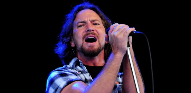 Eddie Vedder faz show com o Pearl Jam no Festival Hard Rock Calling, no Hyde Park de Londres, Inglaterra (25/06/2010) - Getty Images
