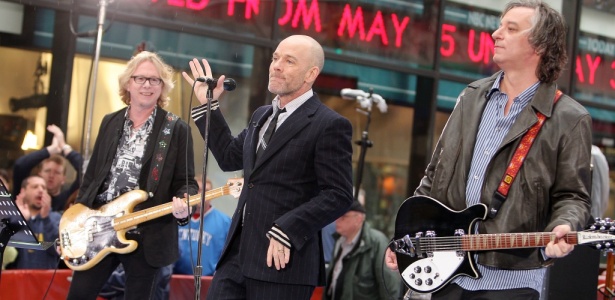 Os integrantes do R.E.M. se apresentam para o programa de TV "Today", em Nova York (1º/04/2008) - Getty Images