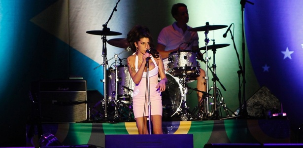 Amy Winehouse em show em Florianópolis (09/01/2011) - Marco Dutra/UOL