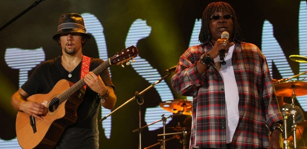 Jason Mraz convida Milton Nascimento para cantar em seu show no Festival de Verão de Salvador (05/02/2011) - Divulgação