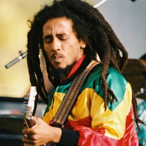 Bob Marley durante apresentação no Crystal Palace Bowl de Londres, na Inglaterra (07/06/1980)