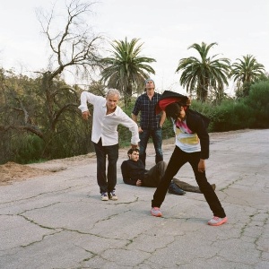 A banda Red Hot Chili Peppers em foto de divulgação (2011) - Clara Balzary/Divulgação
