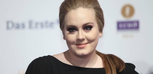 A cantora Adele no tapete vermelho do Echo Awards 2011 no Palais am Funkturm em Berlim (24/3/2011) - Sean Gallup/Getty Images