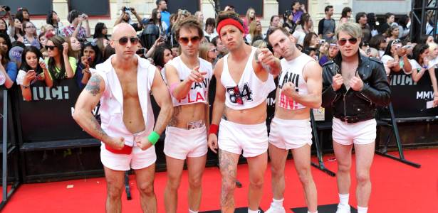 Os integrantes da banda canadense Simple Plan no MuchMusic Video Awards em Toronto, no Canadá (19/06/2011) - Reuters