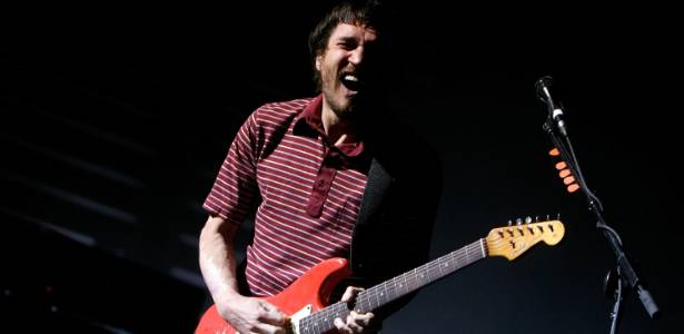 Guitarrista John Frusciante durante show do Red Hot Chili Peppers no Coachella, em Indio (28/4/2007) - Kevin Winter/Getty Images