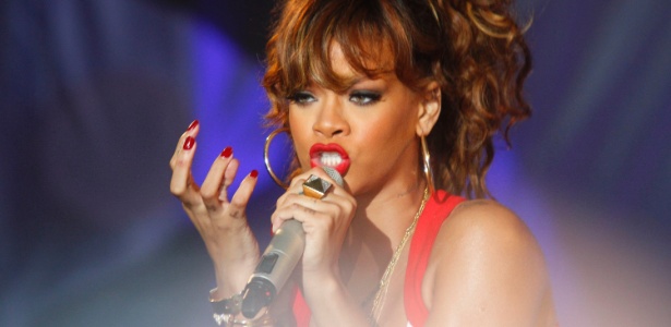 Rihanna se apresenta na primeira noite do Rock In Rio 2011 (23/09/2011)
