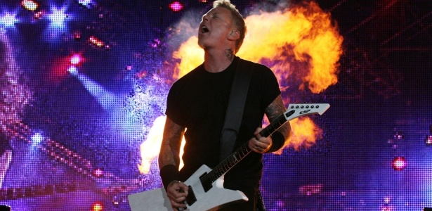 James Hetfield, do Metallica, durante show no Rock In Rio (25/09/2011) - Fernando Rabelo/UOL