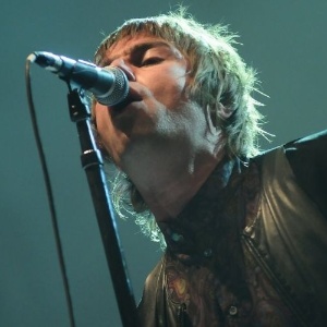Liam Gallagher, ex-Oasis, canta no palco principal do Planeta Terra 2011 agora com a banda Beady Eye (05/11/2011) - AgNews