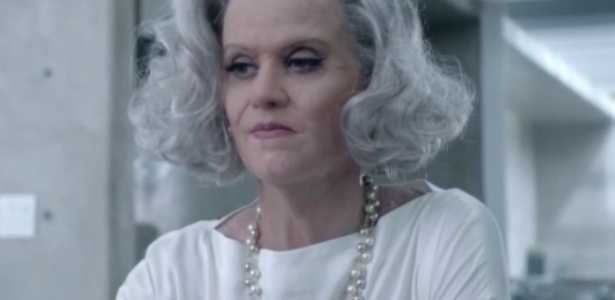 Katy Perry envelhece em clipe de "The One That Got Away" - Reprodução