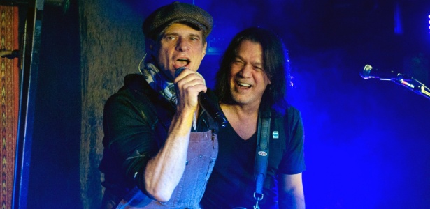 David Lee Roth e Eddie Van Halen, durante show em 2012 - AP