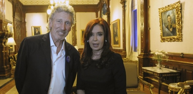 Roger Waters se econtra com a presidente argentina Cristina Kirchner, em Buenos Aires (6/3/12)